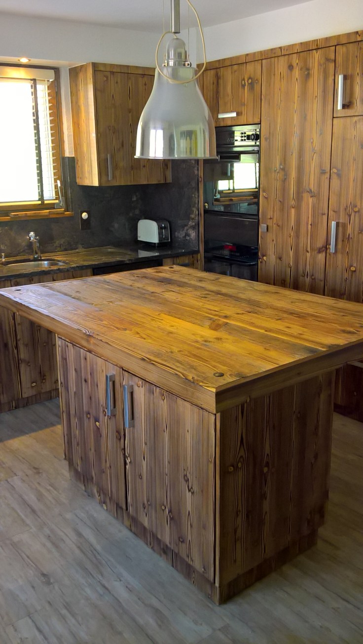 wp_20180628_09_39_01_rich[1]